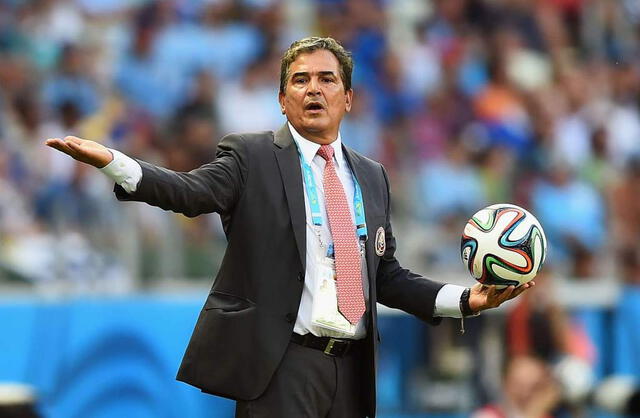 Jorge Luis Pinto.   