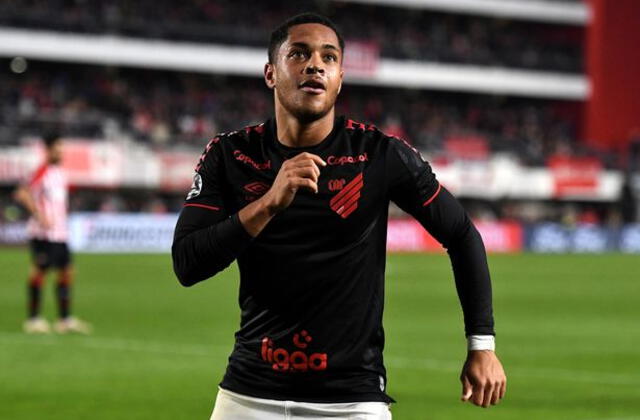 Vitor Roque Athletico Paranaense