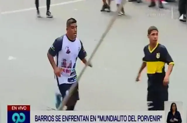 Amilton Prado en Mundialito de El Porvenir