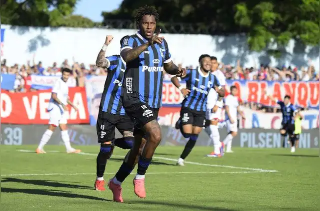 Abel Hernández Abel Hernández