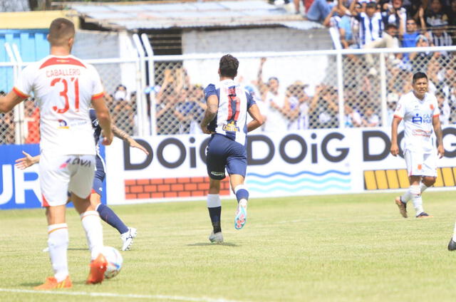  Franco Zanelatto firmó con Alianza Lima hasta el 2024.   