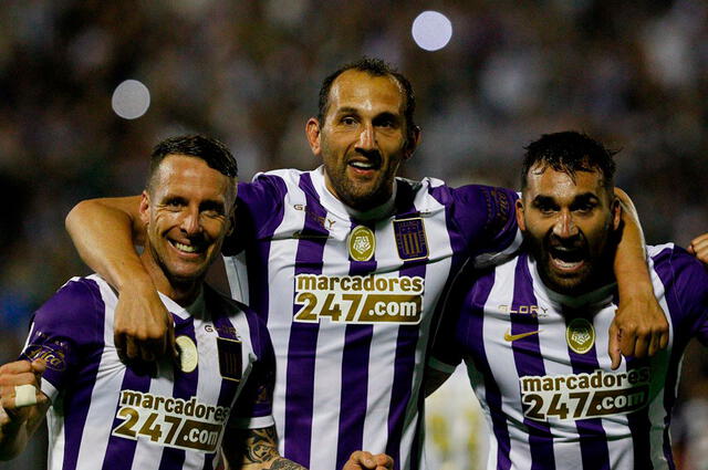 Alianza Lima tras la victoria ante Binacional Alianza Lima tras la victoria ante Binacional