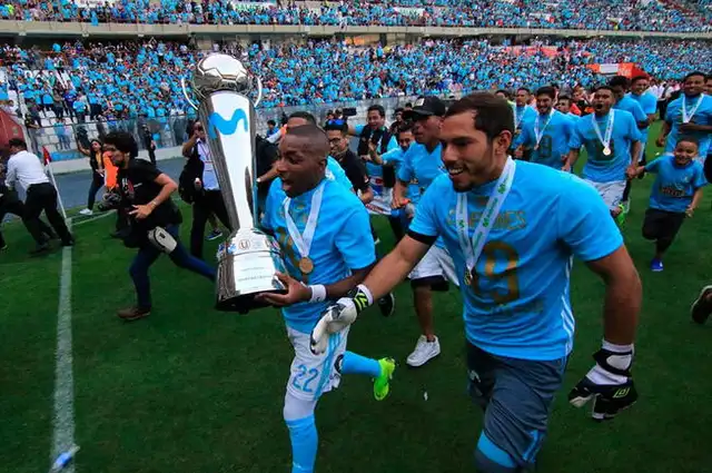 Patricio Álvarez, Sporting Cristal