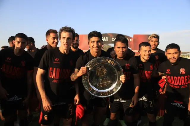 <strong>Trofeo sin las letras</strong>.   