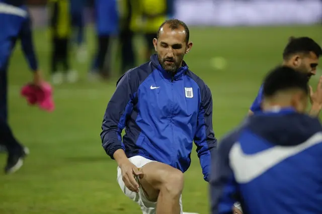 Hernán Barcos llegó a Alianza Lima para la temporada 2021.   
