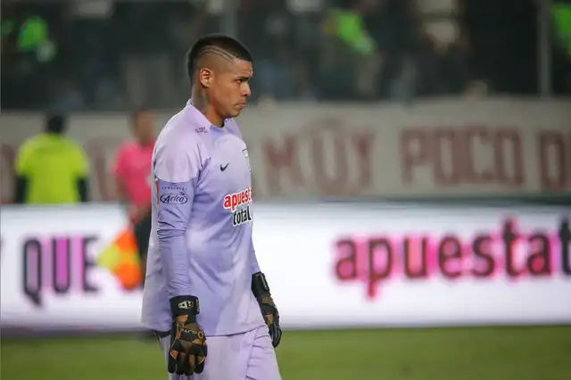 Ángelo Campos   