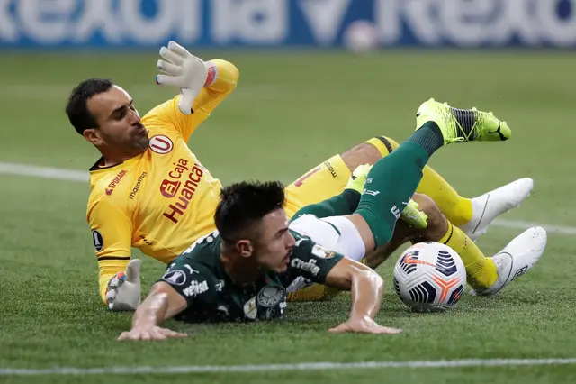 Universitario cayó goleado 6-0 a manos de Palmeiras en la Copa Libertadores 2021. | FOTO: EFE Universitario cayó goleado 6-0 a manos de Palmeiras en la Copa Libertadores 2021. | FOTO: EFE