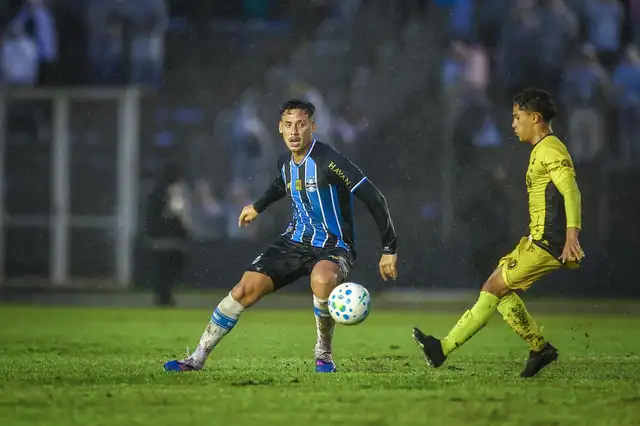 Erick Noriega viene disputando su segunda temporada en Gremio y un año de estadía en el equipo Erick Noriega viene disputando su segunda temporada en Gremio y un año de estadía en el equipo
