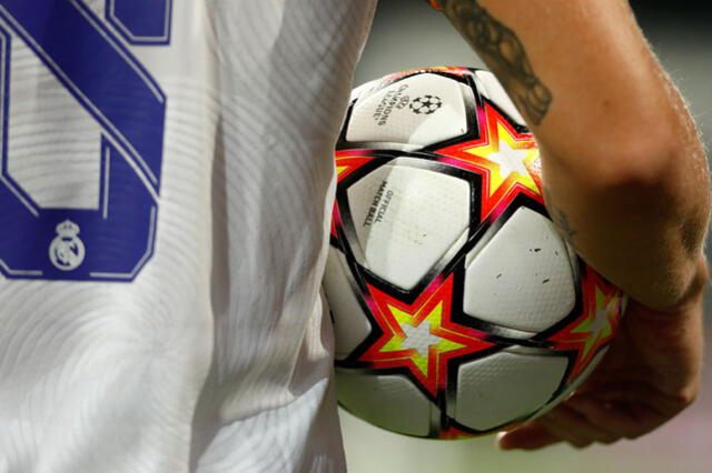 UEFA espera emocionantes resultados en Champions League.   