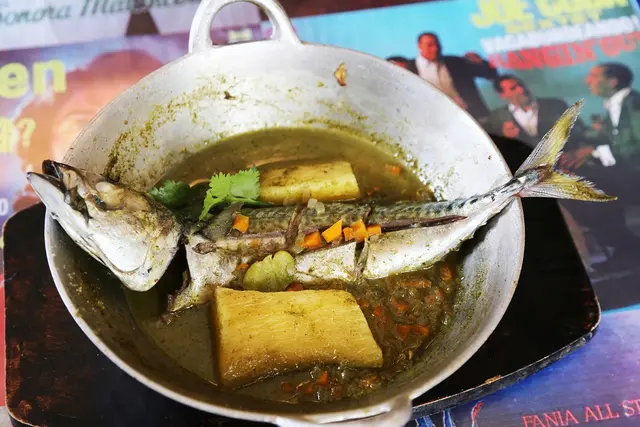 seco de caballa semana santa plato pescado familia