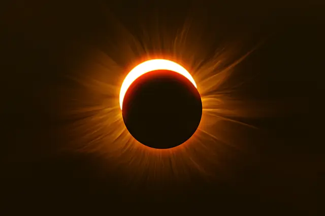 Eclipse solar 2022 