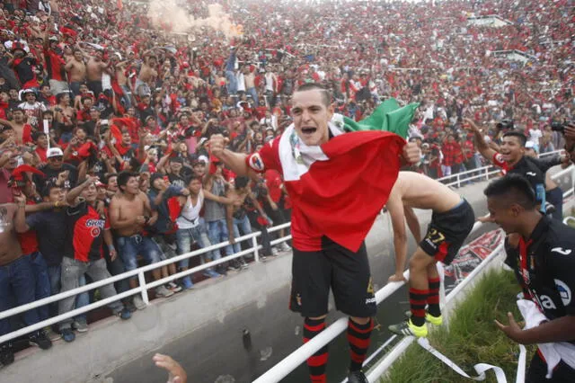  <strong>Lampros Kontogiannis</strong>    