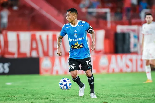 Yoshimar Yotún Yoshimar Yotún