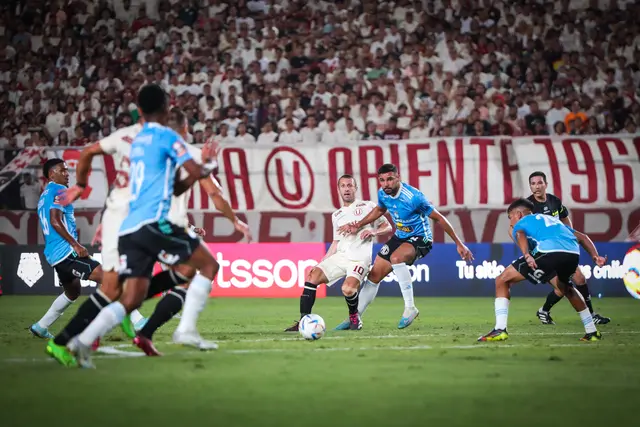 Universitario, Sporting Cristal