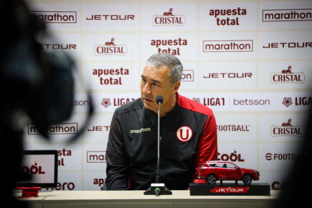 Leonardo Martins Leonardo Martins