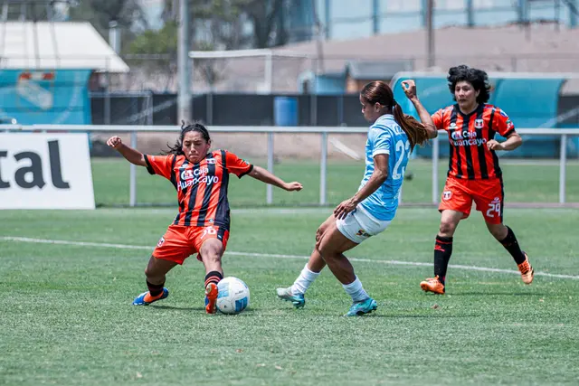 Sporting Cristal Femenino