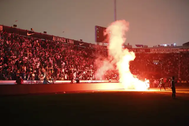 Alianza Lima decidió apagar las luces de Matute cuando Universitario se coronó campeón y tras ello fue multado por Indecopi