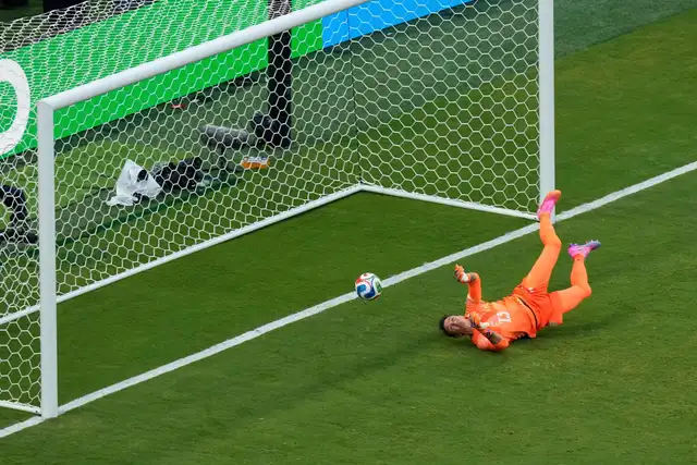 Fernando Muslera tuvo error en el gol de España
