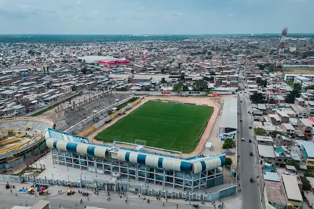 Estadio Campeones de 36, en Sullana Estadio Campeones de 36, en Sullana