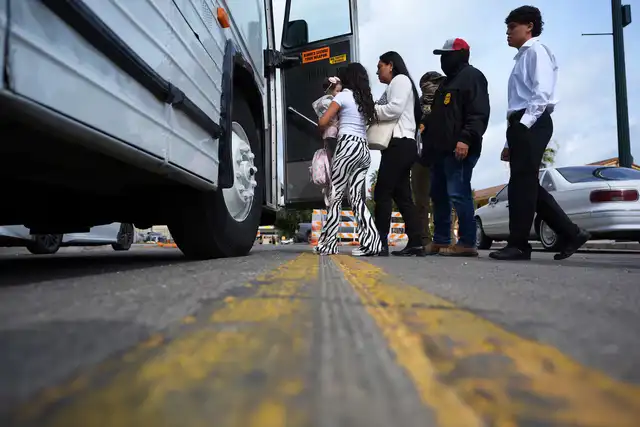 ONU pide a EE. UU. detener expulsión de inmigrantes