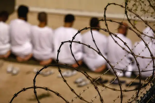 ICE envía a un inmigrante a Guantánamo