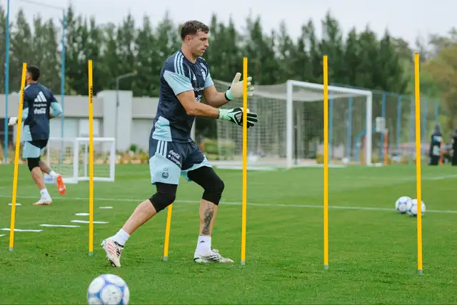 La selección argentina se prepara para enfrentar a Bolivia