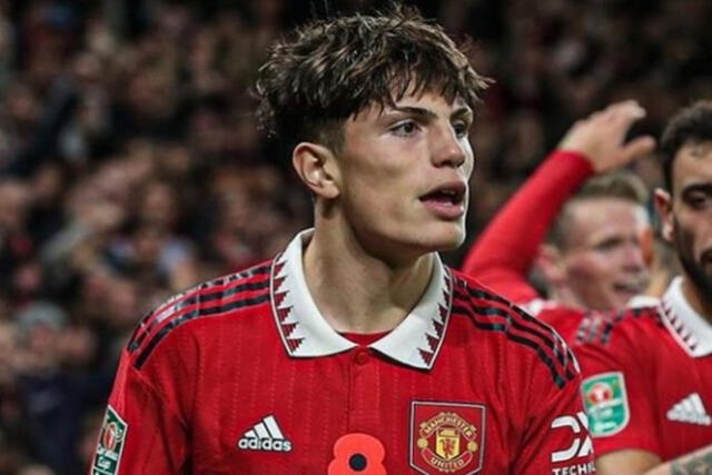  Alejandro Garnacho es una de las jóvenes estrellas de la Europa League. Foto: AFP.    