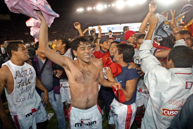 Cienciano es el primer campeón peruano a nivel internacional. Foto: AFP Cienciano es el primer campeón peruano a nivel internacional. Foto: AFP