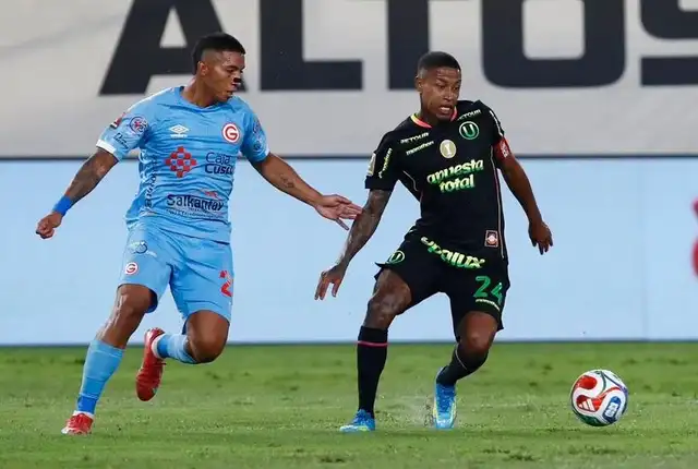 Universitario vs Deportivo Garcilaso