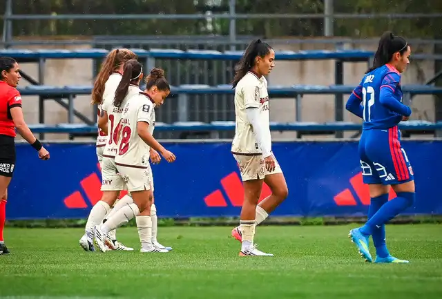 Universitario Femenino Universitario Femenino