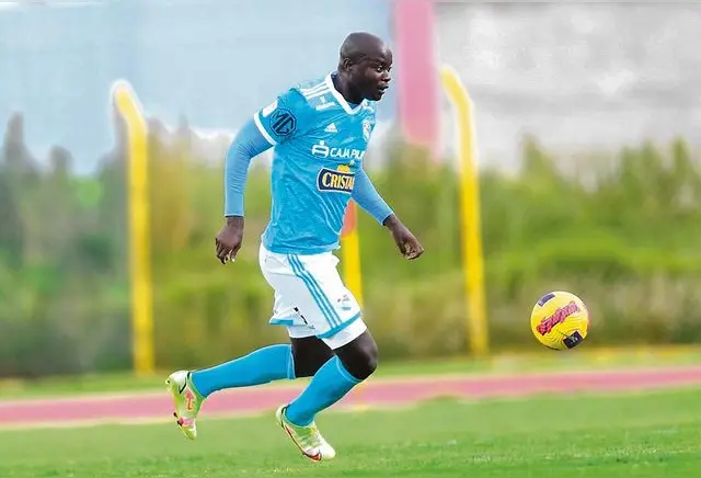 John Jairo Mosquera con Sporting Cristal.