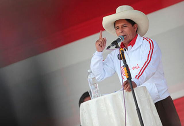 Pedro Castillo se halla a la espera del JNE para su proclamación oficial como nuevo Presidente del Perú   