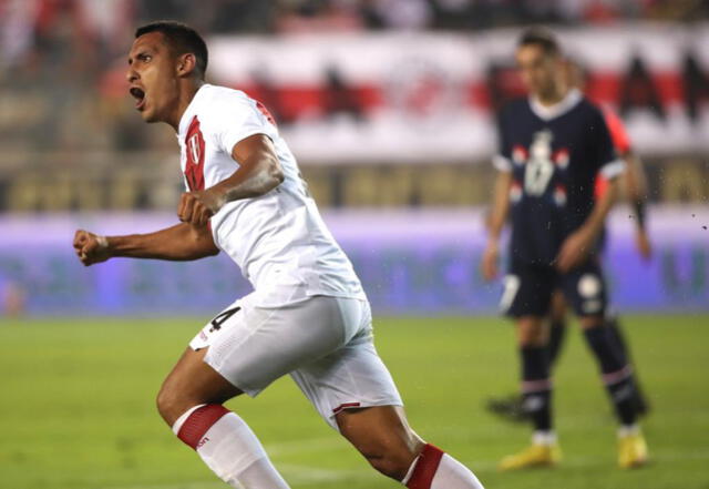 <strong>Valera celebrando su gol ante Paraguay</strong> 