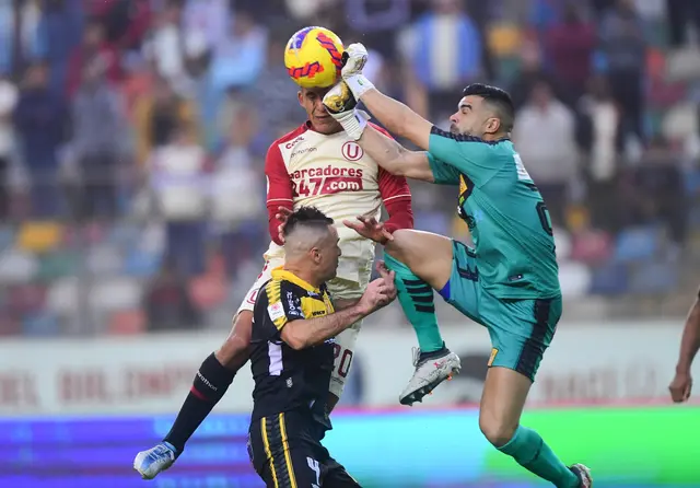 Universitario vs Cantolao Universitario vs Cantolao