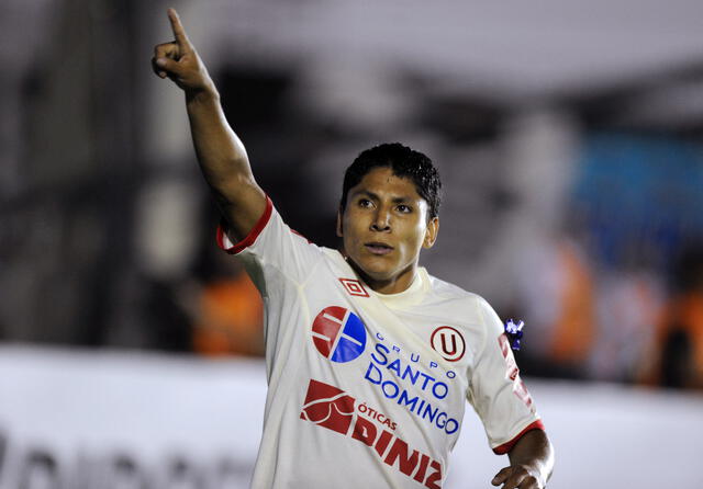Raúl Ruidíaz, Universitario