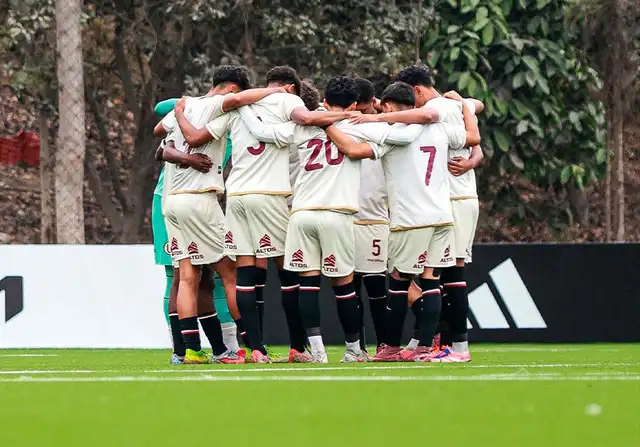 Universitario Universitario