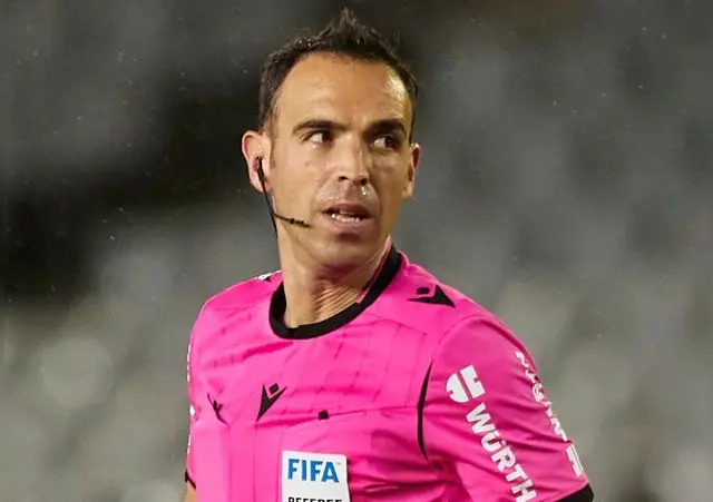 Guillermo Cuadra Fernández será el árbitro del Real Madrid vs. Osasuna.