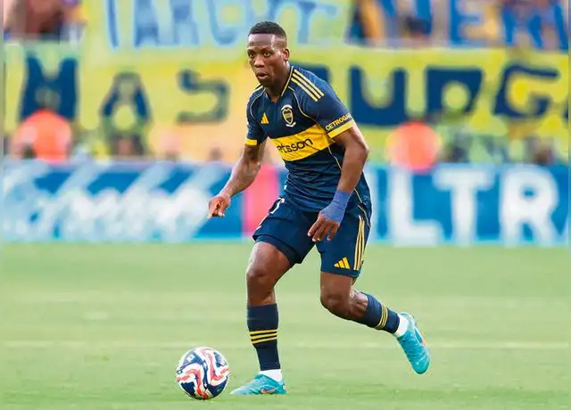 Luis Advíncula Luis Advíncula