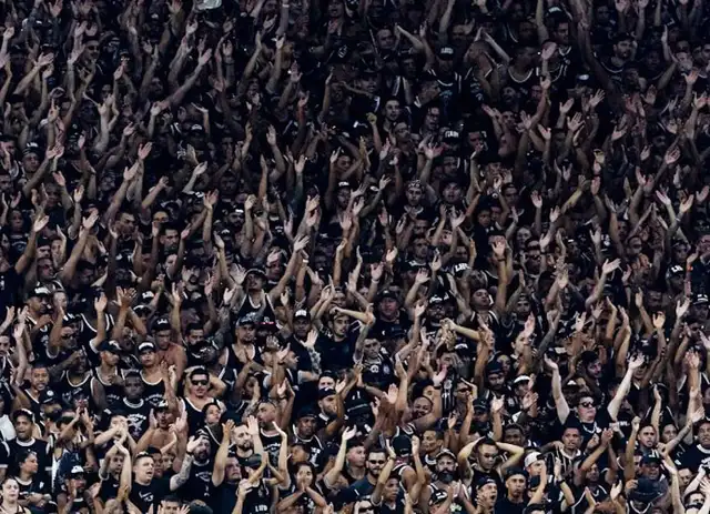 Hinchas de Corinthians conocieron una grata noticia Hinchas de Corinthians conocieron una grata noticia