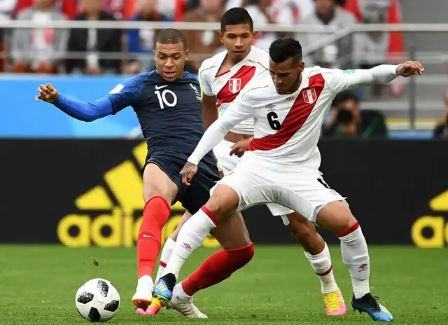 Perú vs Francia