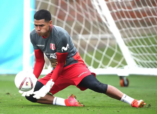 Ángelo Campos en la selección peruana.