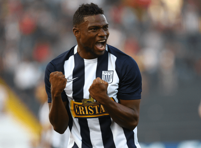 Carlos Preciado jugó en Alianza Lima en el 2015. Carlos Preciado jugó en Alianza Lima en el 2015.
