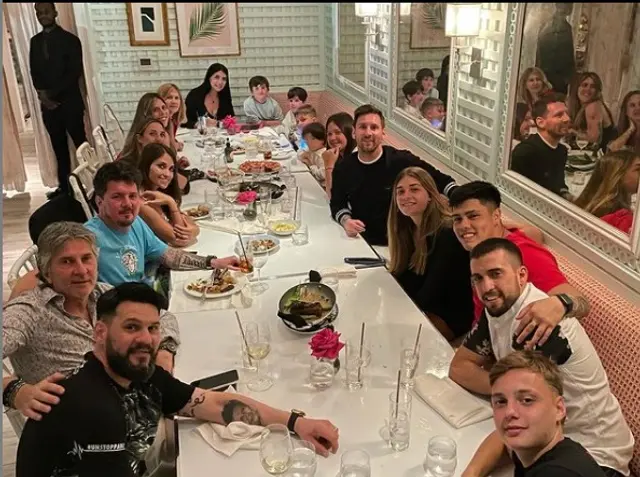 Lionel Messi con su familia   