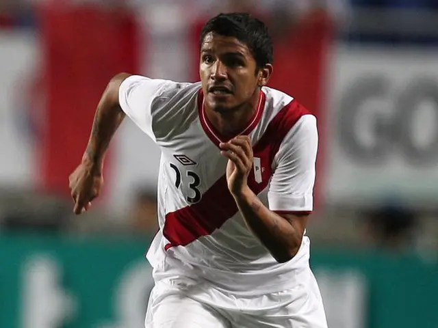 Reimond Manco con la Selección Peruana. Reimond Manco con la Selección Peruana.