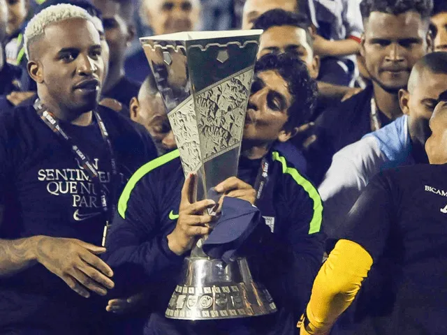 Guillermo Salas fue parte fundamental del bicampeonato de Alianza Lima en 2021 y 2022. Foto: Liga de Fútbol Profesional 
