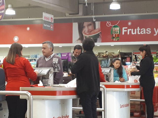  supermercado Santa Isabel en Perú