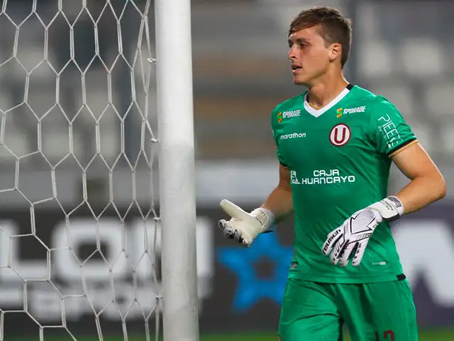 Patrick Zubczuk, Universitario de Patrick Zubczuk, Universitario de