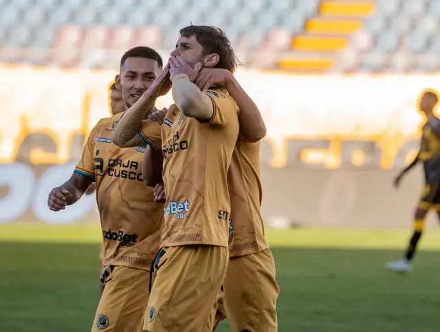 Cusco FC Felucho Rodriguez
