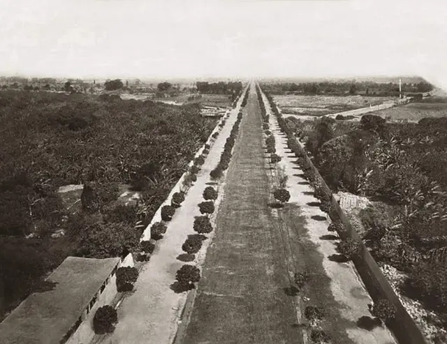 Avenida Colonial en 1860. Foto: La página perdida - Facebook. Avenida Colonial en 1860. Foto: La página perdida - Facebook.