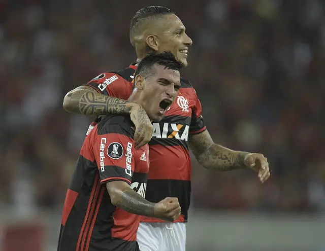 Paolo Guerrero y Miguel Trauco
